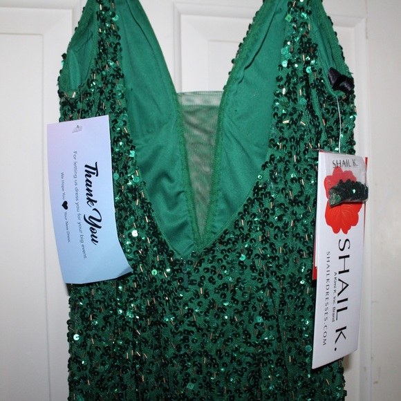 NEVER WORN PROM GIRL DESIGNER PROM DRESS - Picture 4 of 8